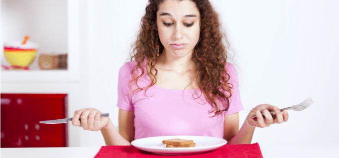 STOP STARVING YOURSELF AND USE THESE 4 EATING STRATEGIES TO LOSE BODY FAT